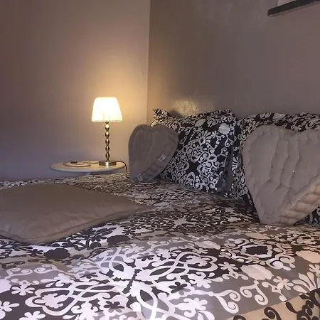 Apartment La Mansarda Di Nana' La Spezia